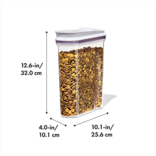 OXO Good Grips Pet Food Dispenser - 4.5 Qt/4.25 L |Ideal for up to 4lbs of Dog Food or 3.5lbs of Cat Food | Airtight Dog and Cat Food Storage Container | BPA Free