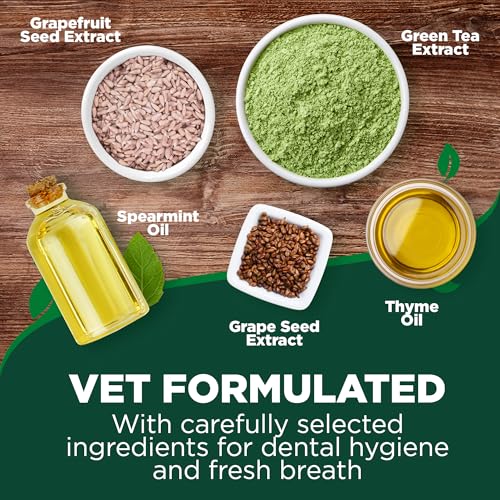 Vet's Best Finger Dental Wipes for Dogs and Cats – Oral Care Wipes for Teeth Cleaning, Fresh Breath, and Tartar Control – Gentle Finger Pads for Pet Dental Hygiene and Plaque Removal – 50 Count