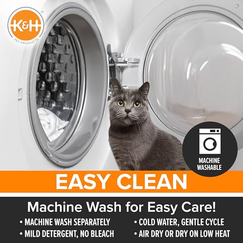 K&H PET PRODUCTS Self-Warming Cat Bed Pad, Self Heating Pad for Outdoor Cat Houses, Warming Mat for Indoor Pet Beds & Furniture, Reversible Blanket, Machine Washable - Small 21 X 17in Gray/ Black